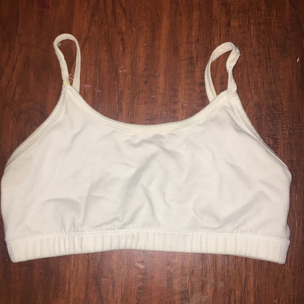 White scoop back hardtail sports bra